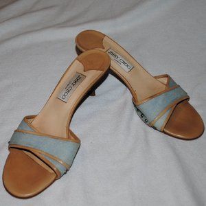 SZ 10 DENIM & LEATHER JIMMY CHOO,  3IN HEEL OPEN TOE.